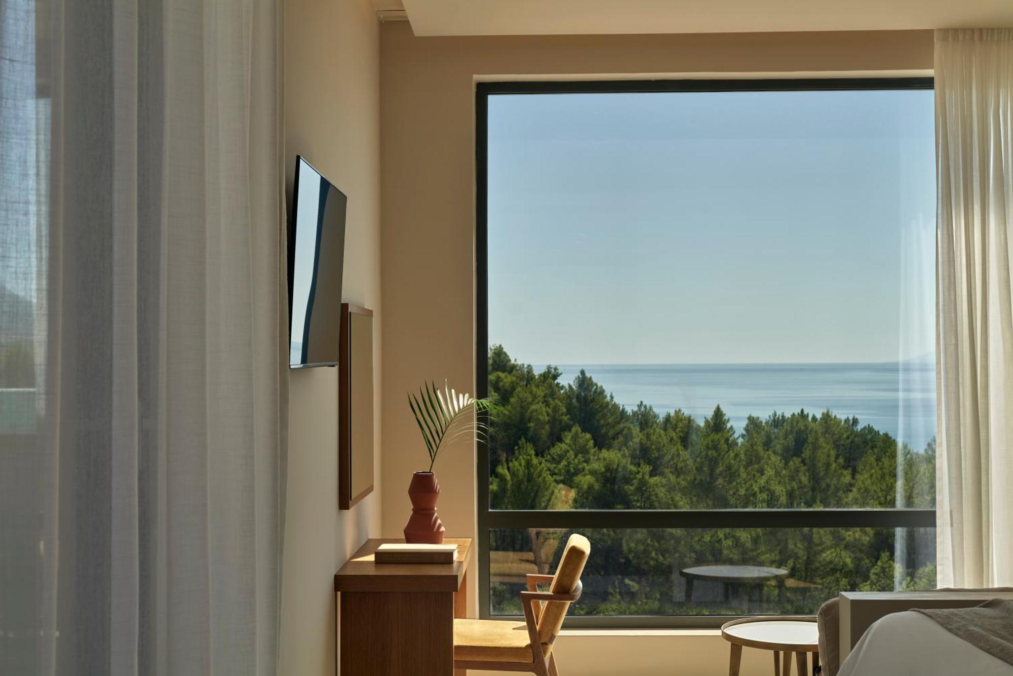 Celestial All Suites Afrato Luaran gambar