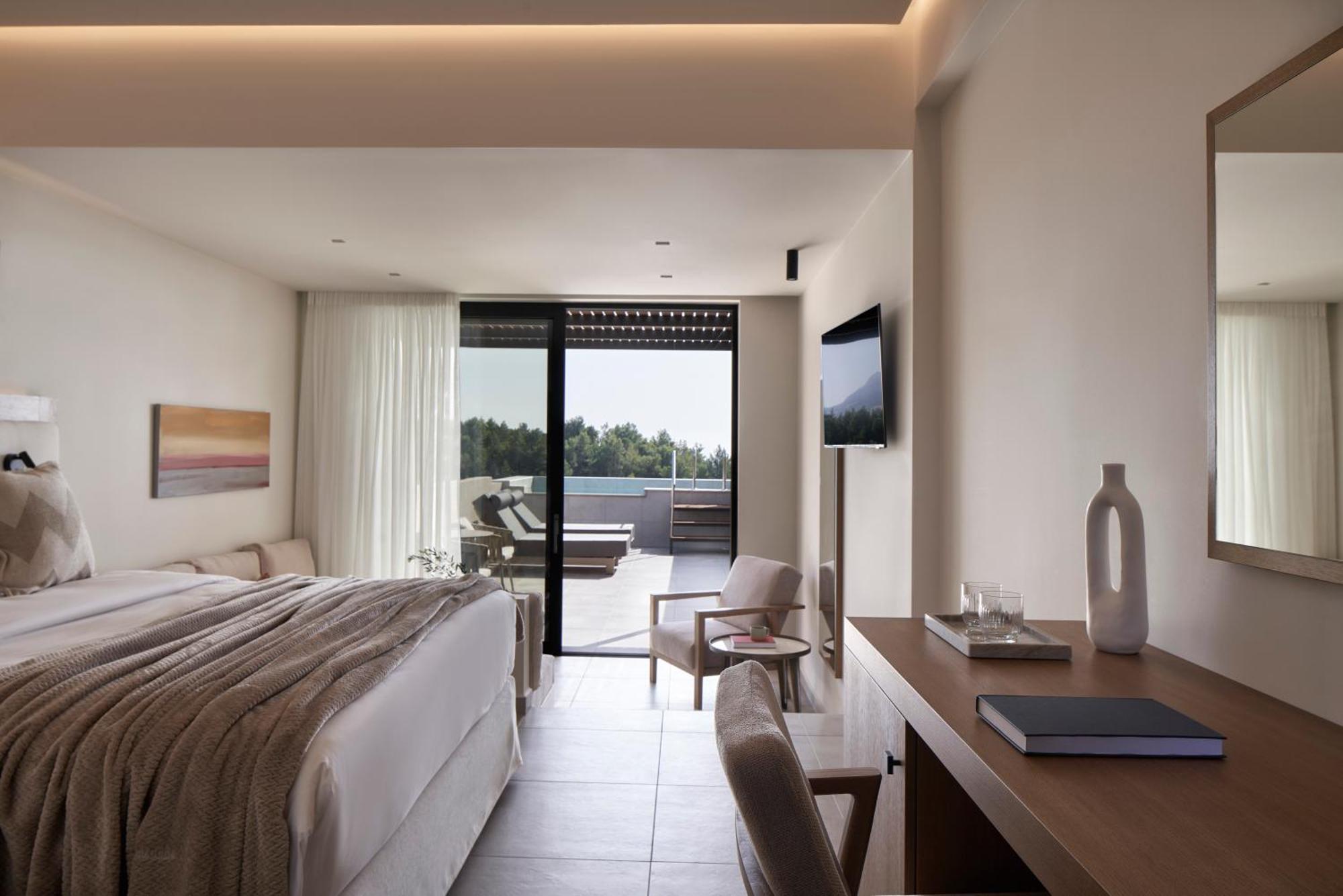 Celestial All Suites Afrato Bilik gambar