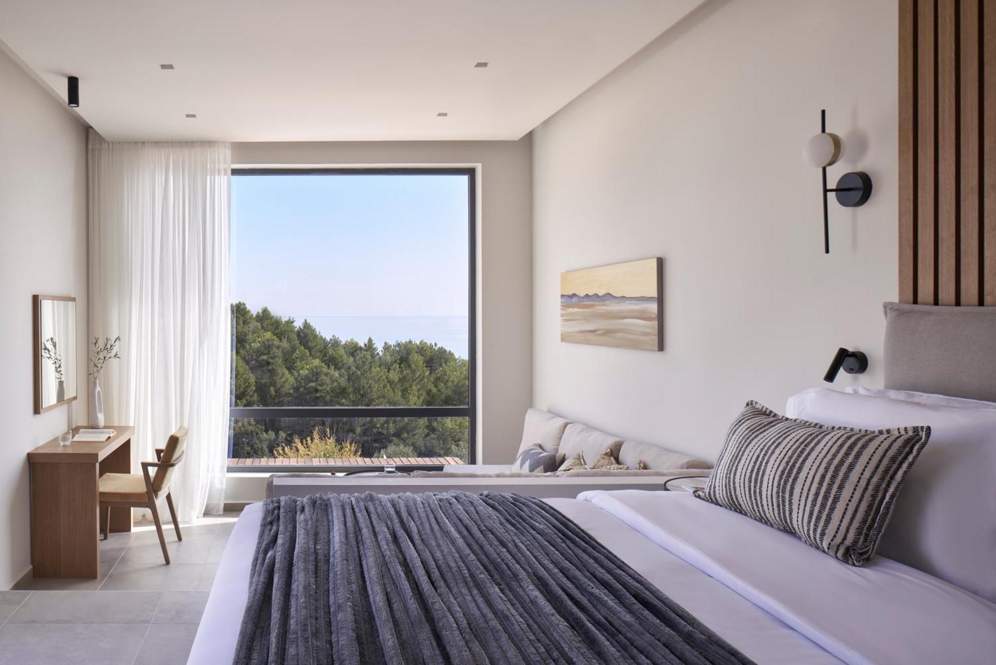 Celestial All Suites Afrato Bilik gambar